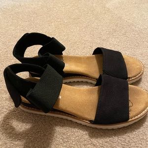 Bobs by Sketchers sandals
